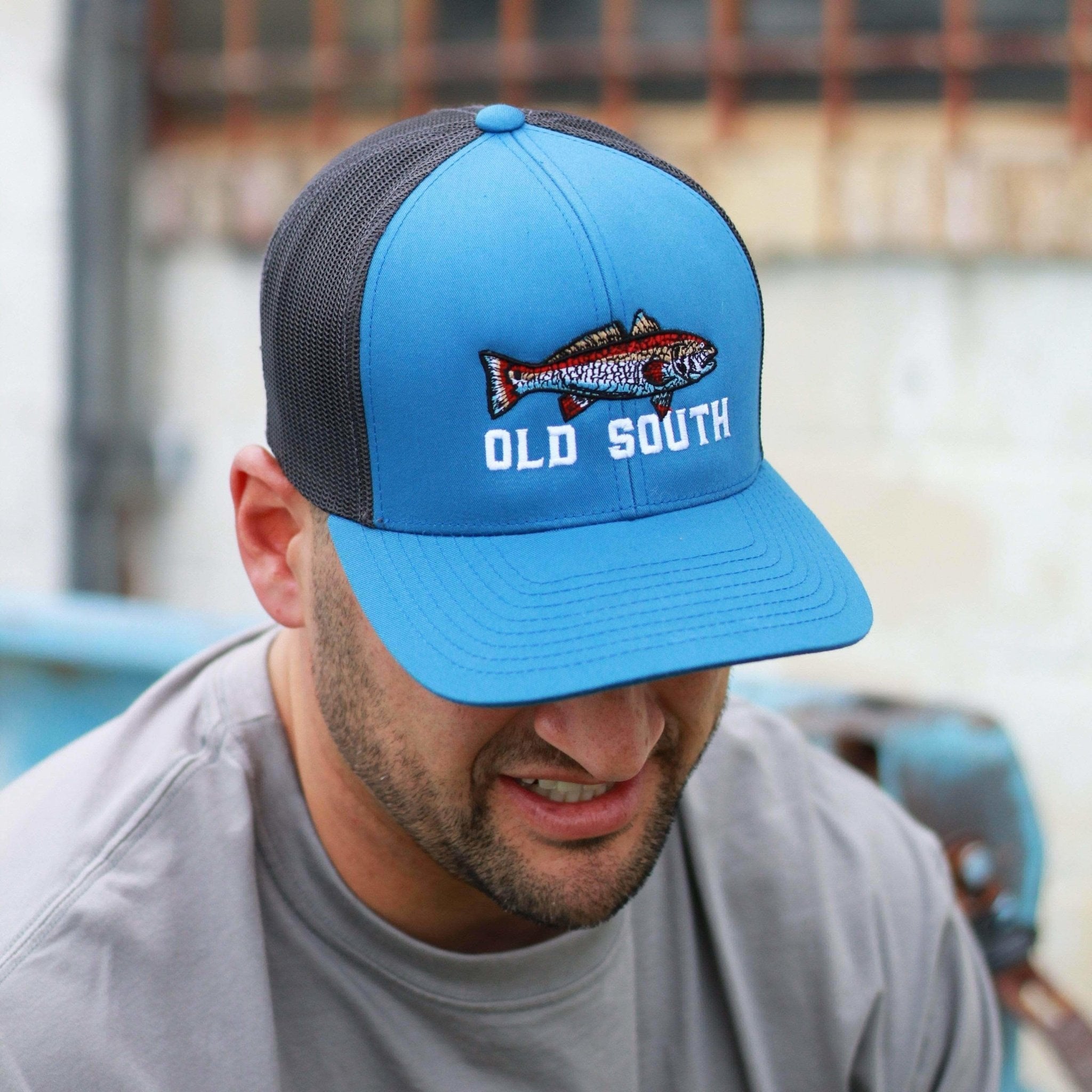 Fishing trucker hat online