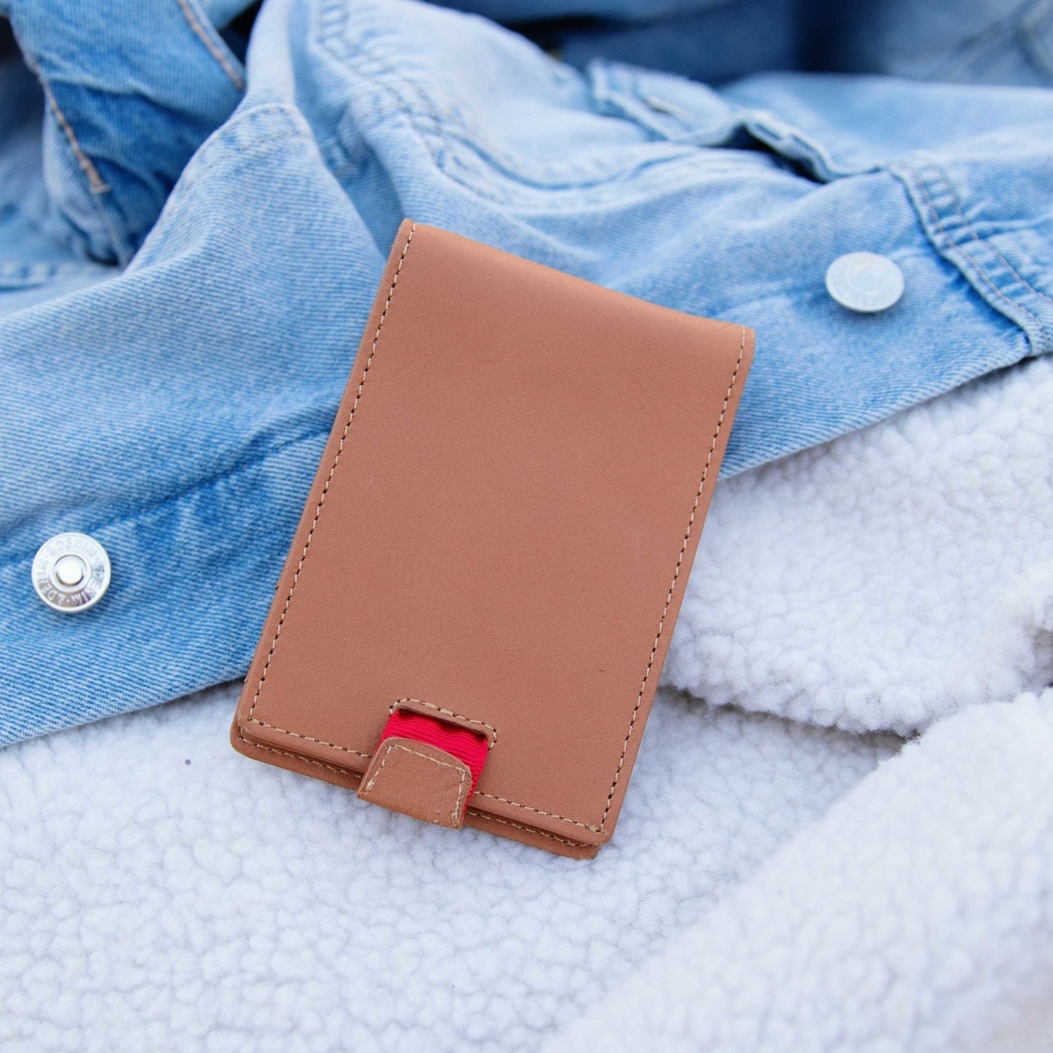 OldSouthApparel_Leather Bi-Fold Money Clip Wallet