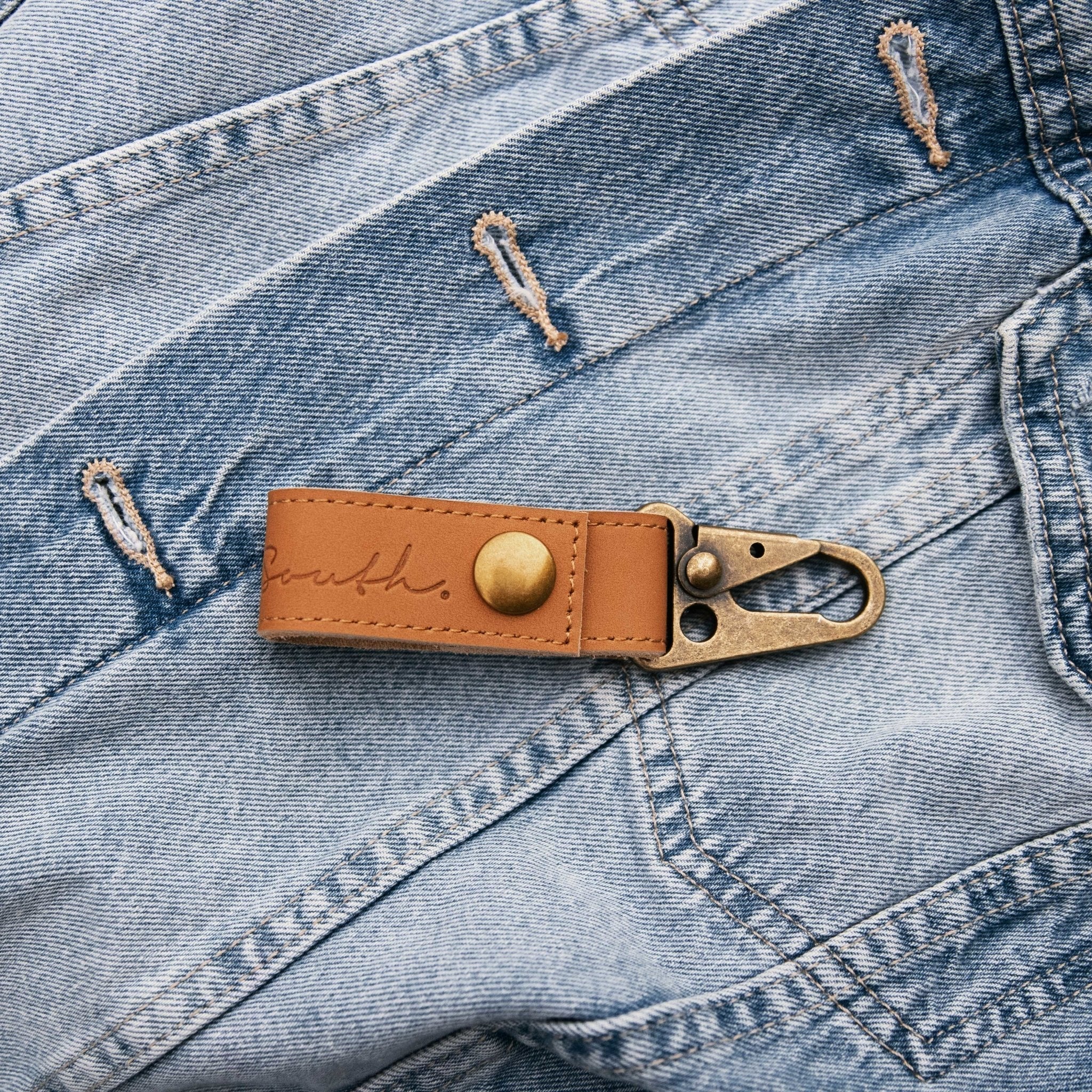 OldSouthApparel_Leather Key Ring